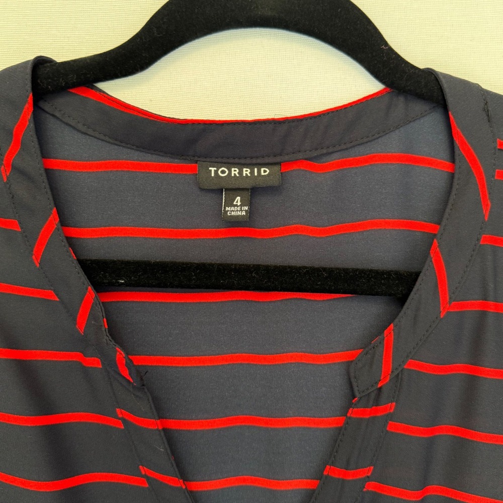 Torrid Size 4 Red‎ Striped Sleeveless Hi-Lo Button Front Plus Size Dress